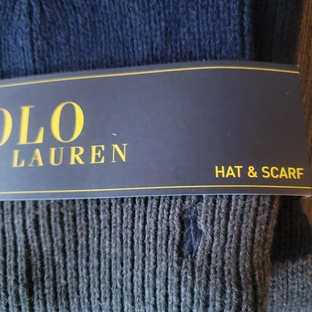 Polo Ralph Lauren Men's grey and navy 2 Piece Set Hat & Scarf Lambswool…